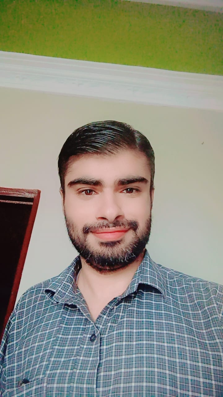 Abdul Aziz - Frontend Developer at Decotechs