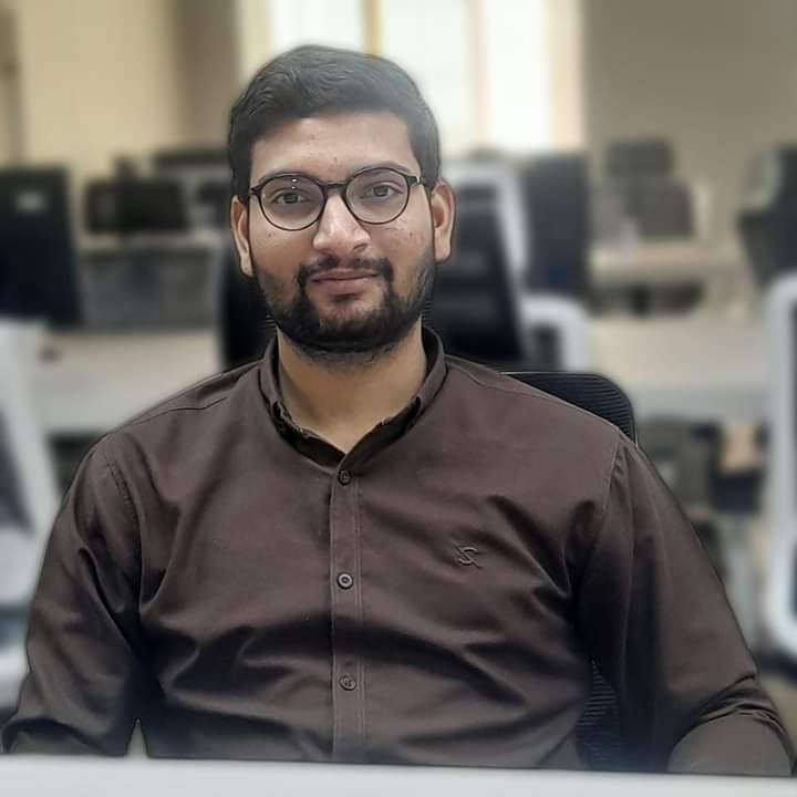Sabeer Waqas - Frontend Developer at Decotechs